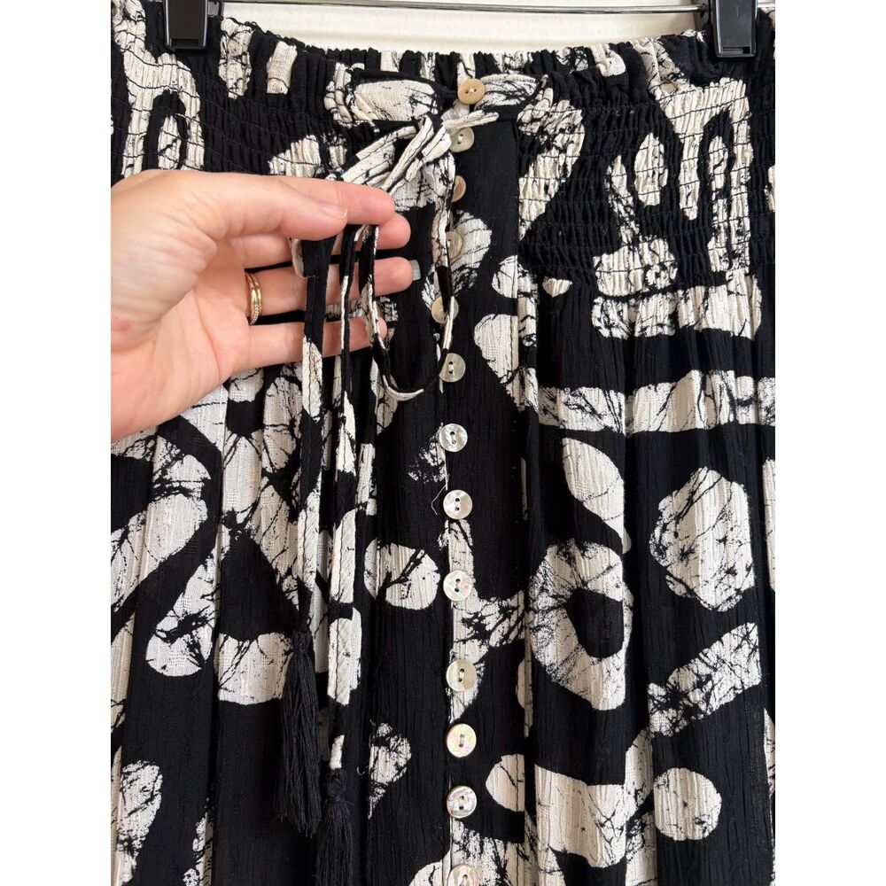 Haute Hippie Black White Batik Maxi Skirt S Smock Slit Abstract Boho Rayon Beach - Picture 4 of 9